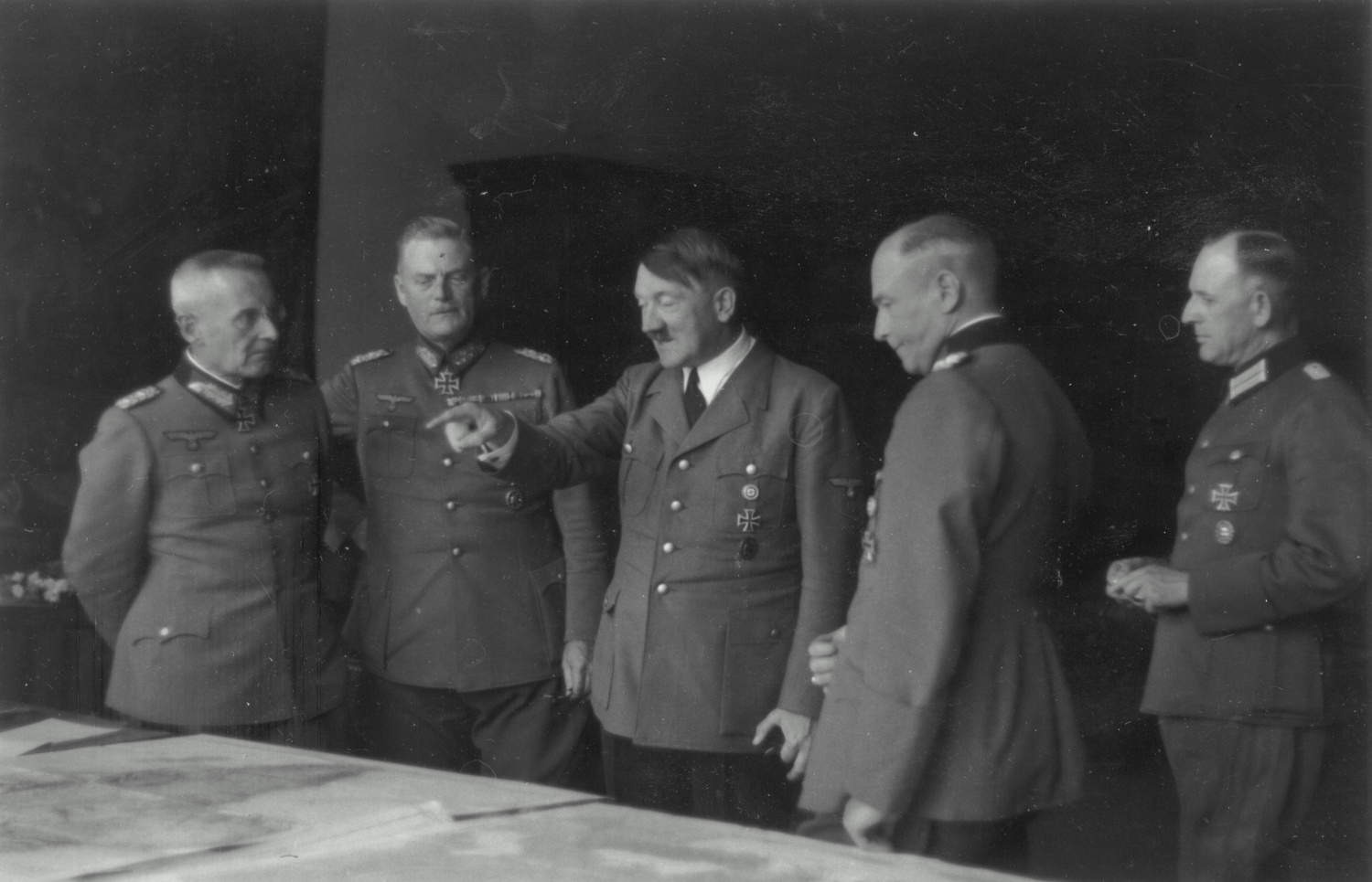 В июле 1940 г германский генеральный штаб приступил к разработке плана нападения на ссср